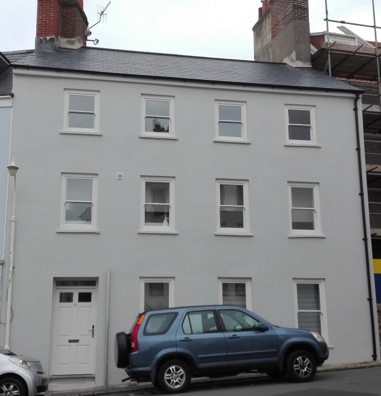 14 Hauteville (opposite Pedvin Street)