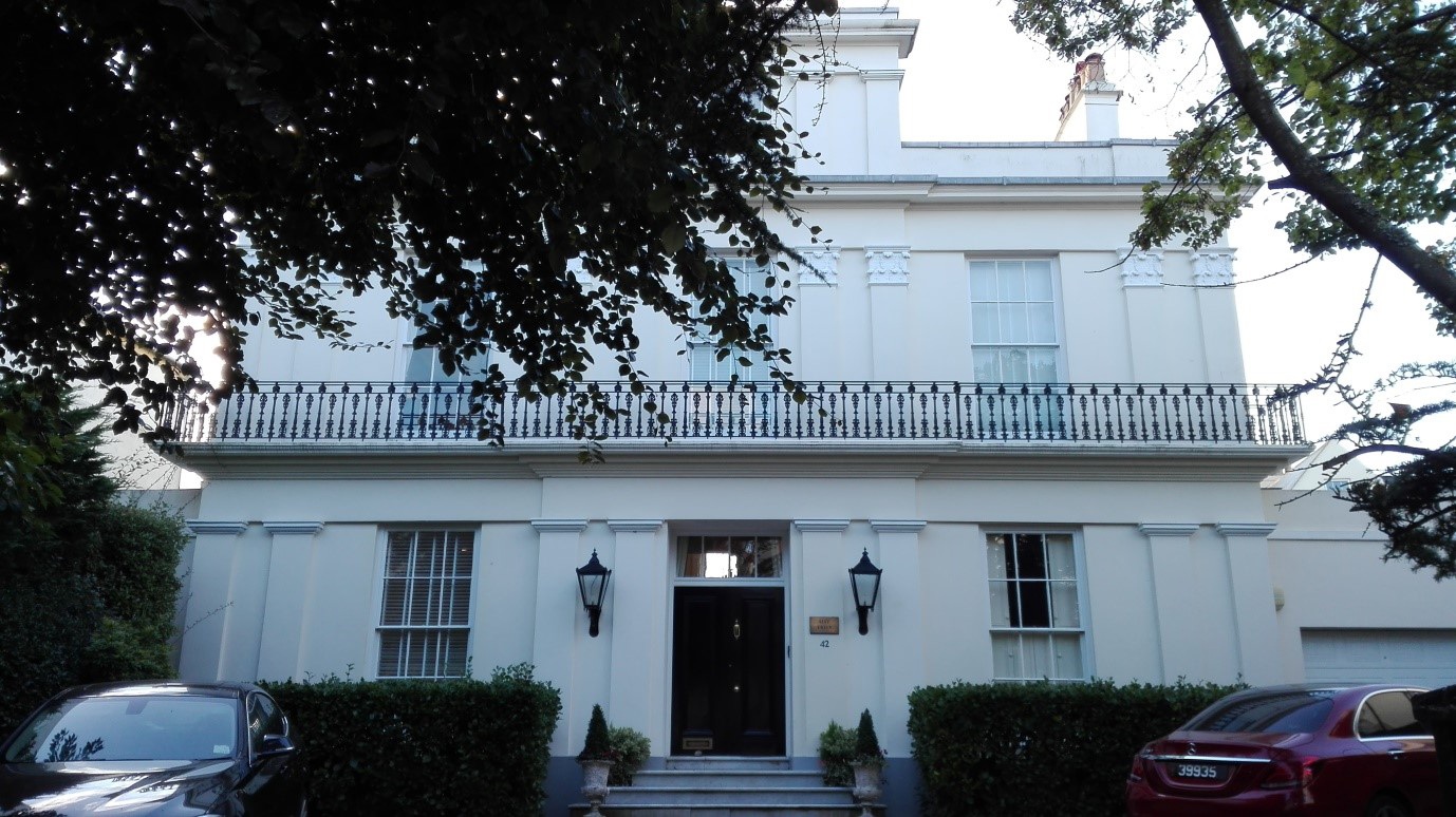 42 Hauteville